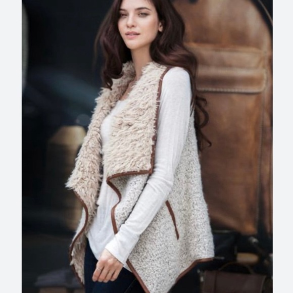 Love Tree Shearling Lined Vest Fuzzy Fur Open Front Vest - Picture 2 of 9